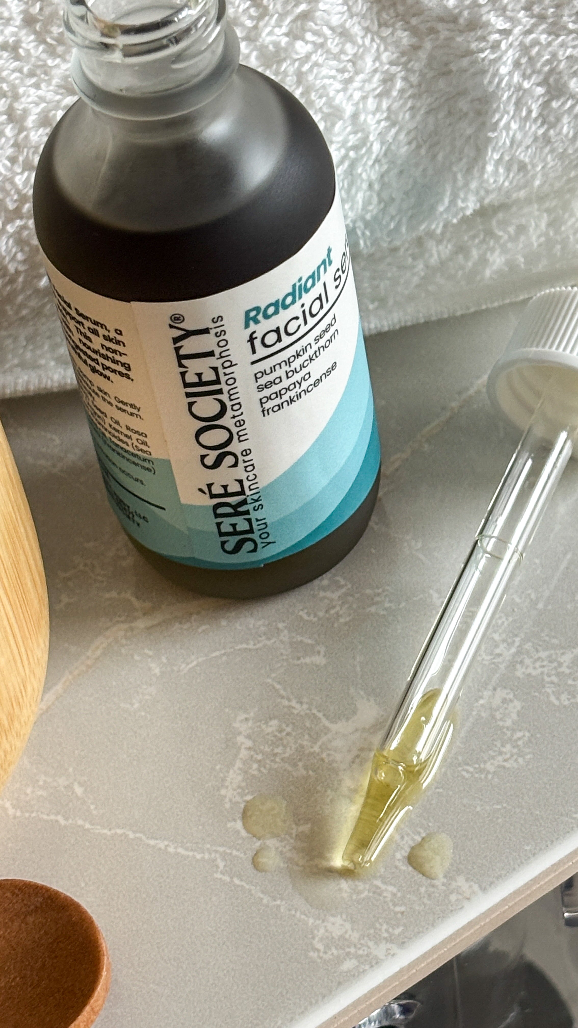 Radiant Facial Serum Close Up